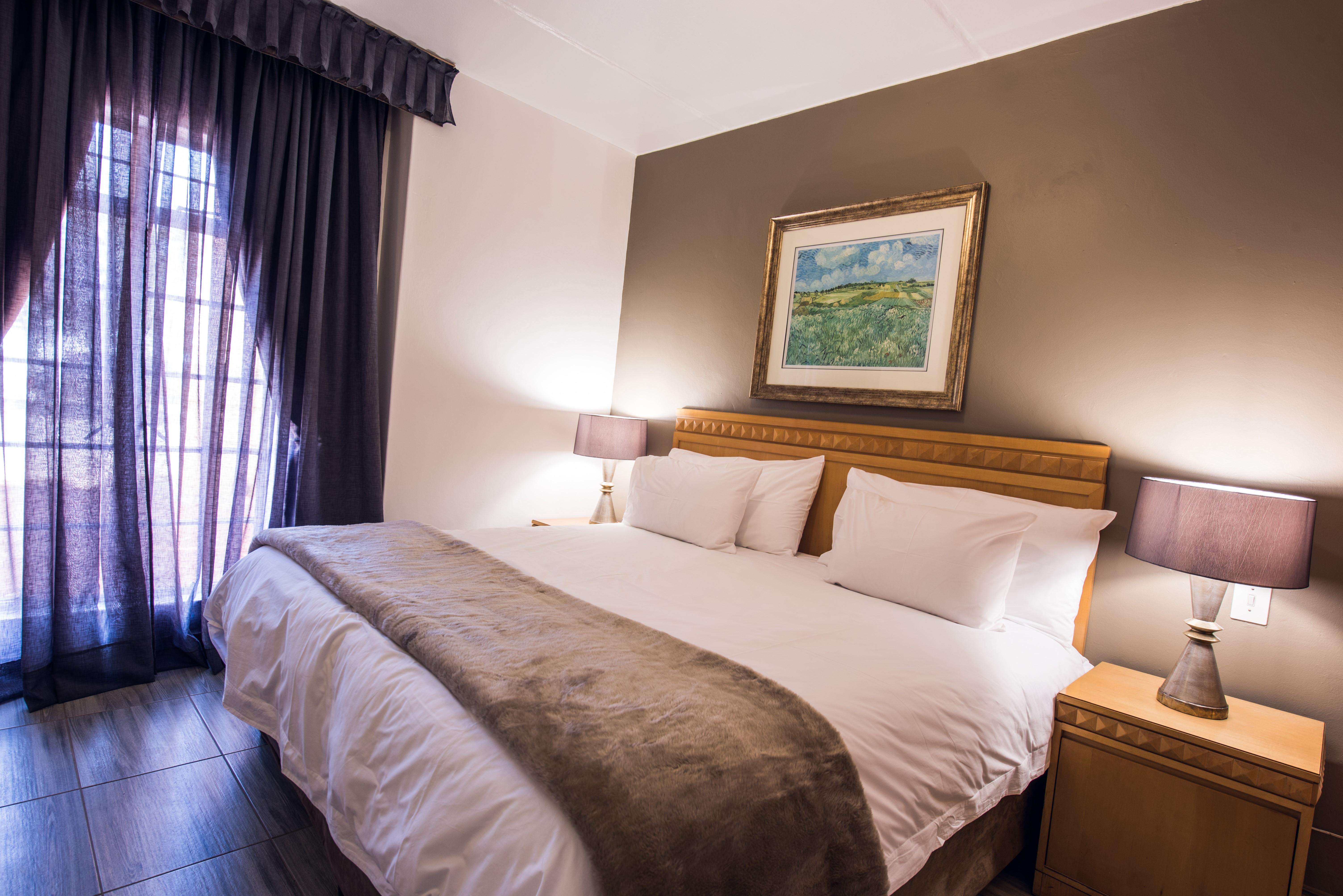 Airport Inn And Suites Эденвейл Экстерьер фото
